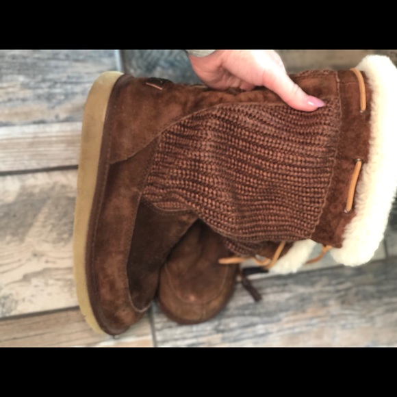 UGG Suburb suede crotchet boot leather tassels - Picture 14 of 15